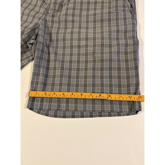 TOMMY HILFIGER Men's Gray Plaid Flat Front Chino Bermuda Shorts Size 40 - Picture 8 of 12